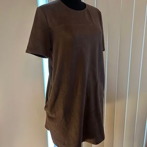 Chloe K Brown Faux Suede Shift Dress With Pockets Size Small